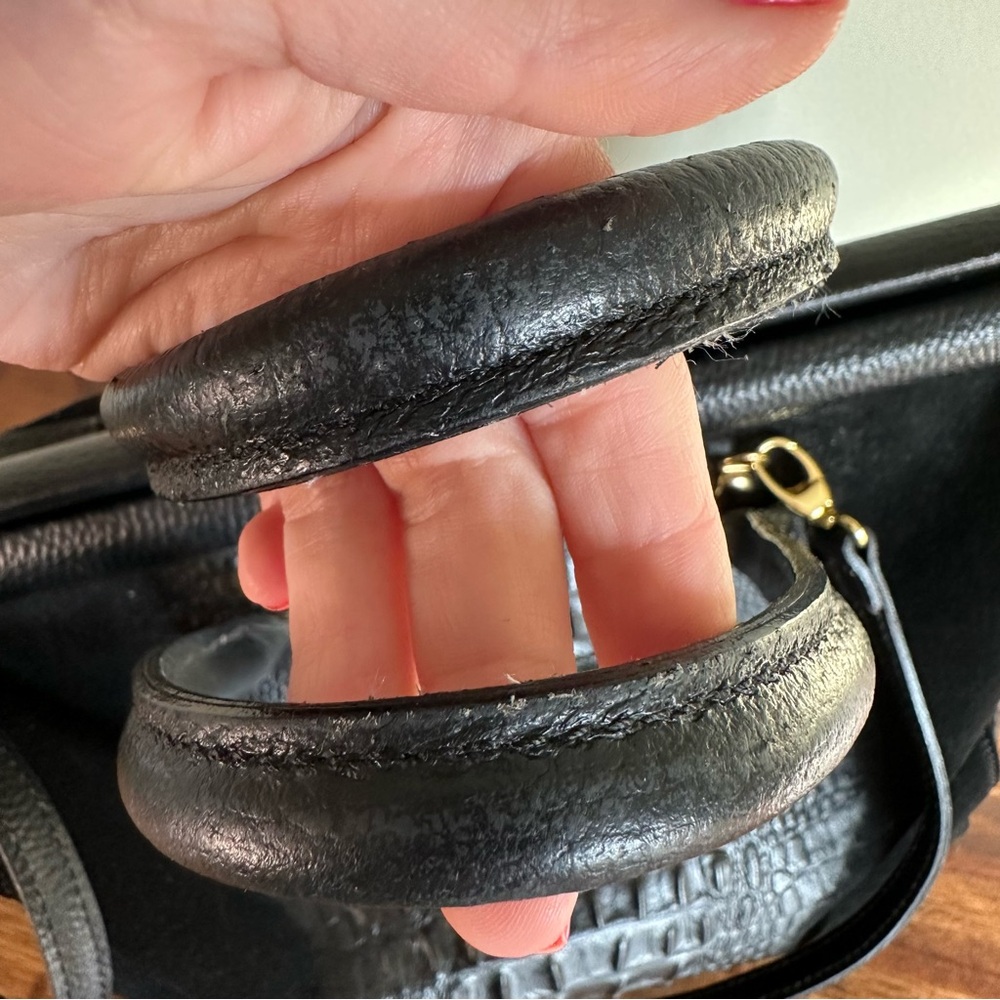 Valentino Black Leather Satchel with Gold color Hardware. - Picture 3 of 15